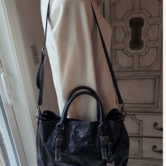 AUTHENTICATED PRADA 2WAY CALFSKIN BAG BLACK SILVER HARDWARE EUC - Picture 2 of 9